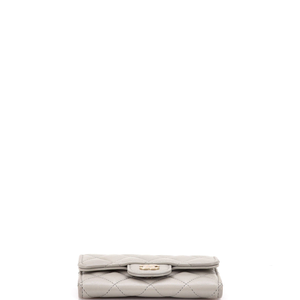 Classic Flap Card Case Quilted Lambskin