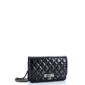 Golden Class Wallet on Chain Quilted Patent East West