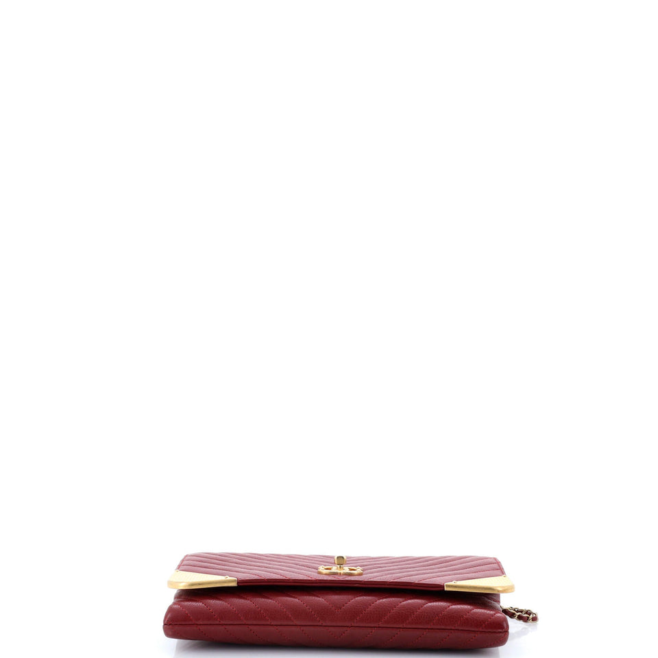 Rock The Corner Flap Clutch on Chain Chevron Calfskin