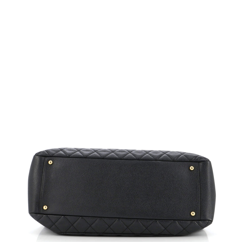 Grand Shopping Tote Quilted Caviar XL
