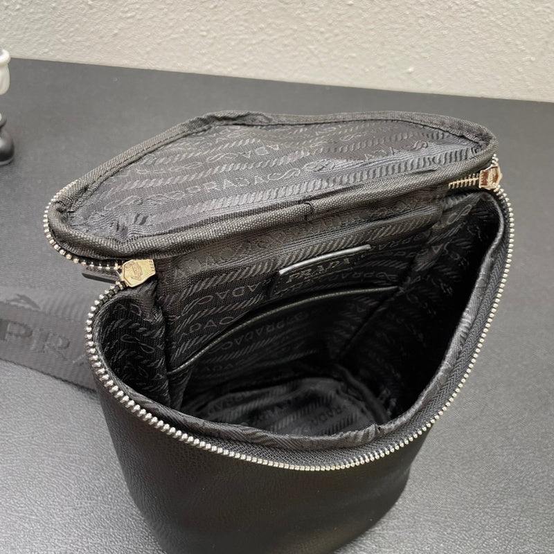 Barnes-Bags - Prada Bags - 963