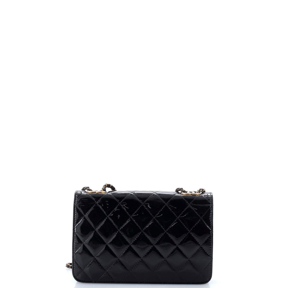 CC Eyelet Wallet on Chain Quilted Patent
