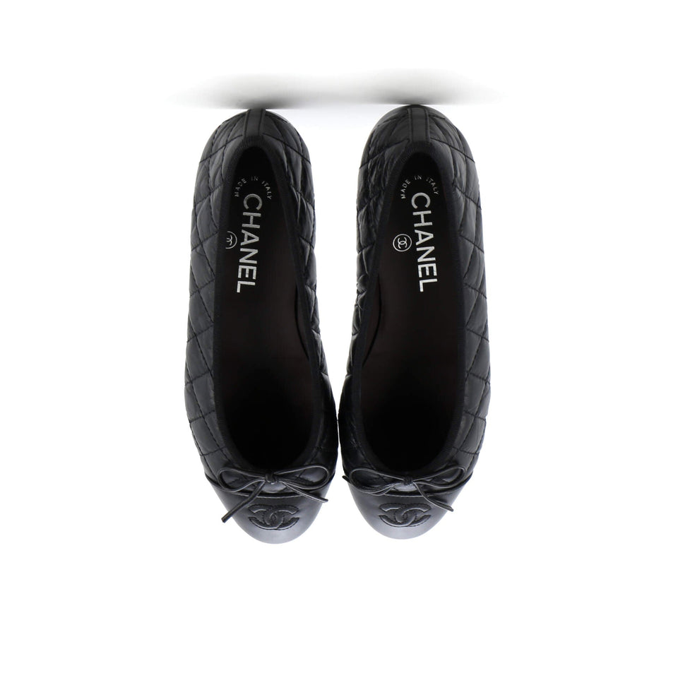 Women's CC Cap Toe Bow Ballerina Flats Quilted Leather