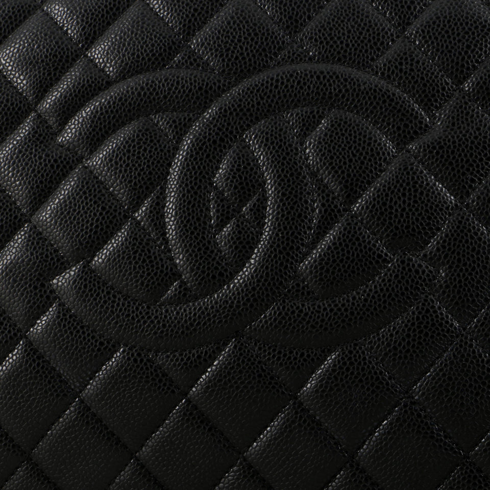 Grand Shopping Tote Quilted Caviar XL
