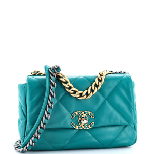 19 Flap Bag Quilted Leather Medium