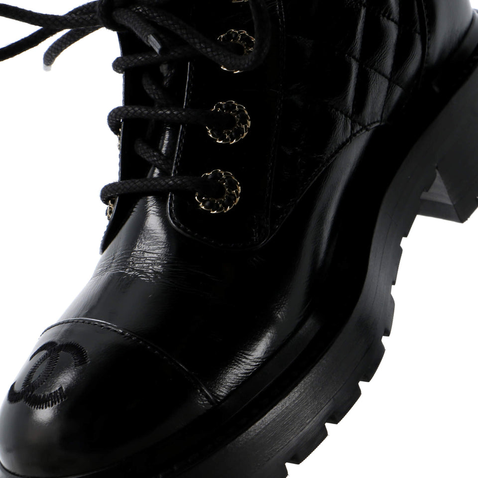 Women's Chain CC Cap Toe Lace Up Combat Boots Quilted Shiny Calfskin