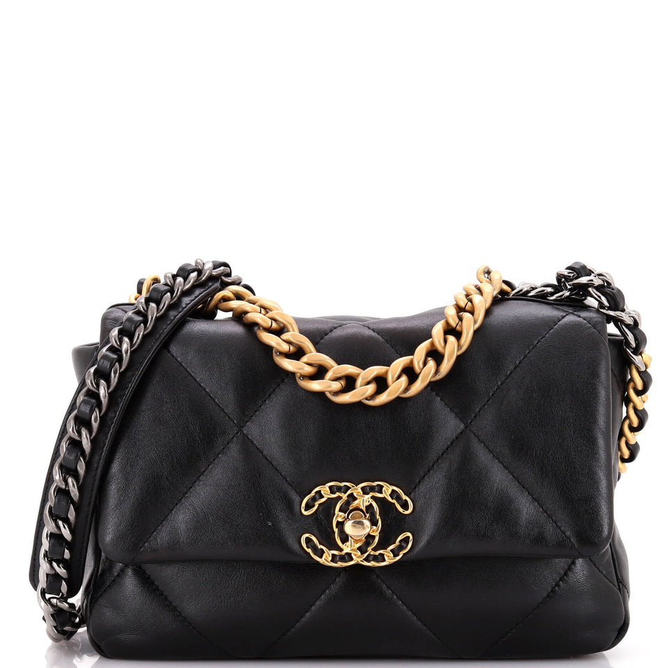 19 Flap Bag Quilted Leather Medium