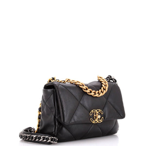 19 Flap Bag Quilted Leather Medium