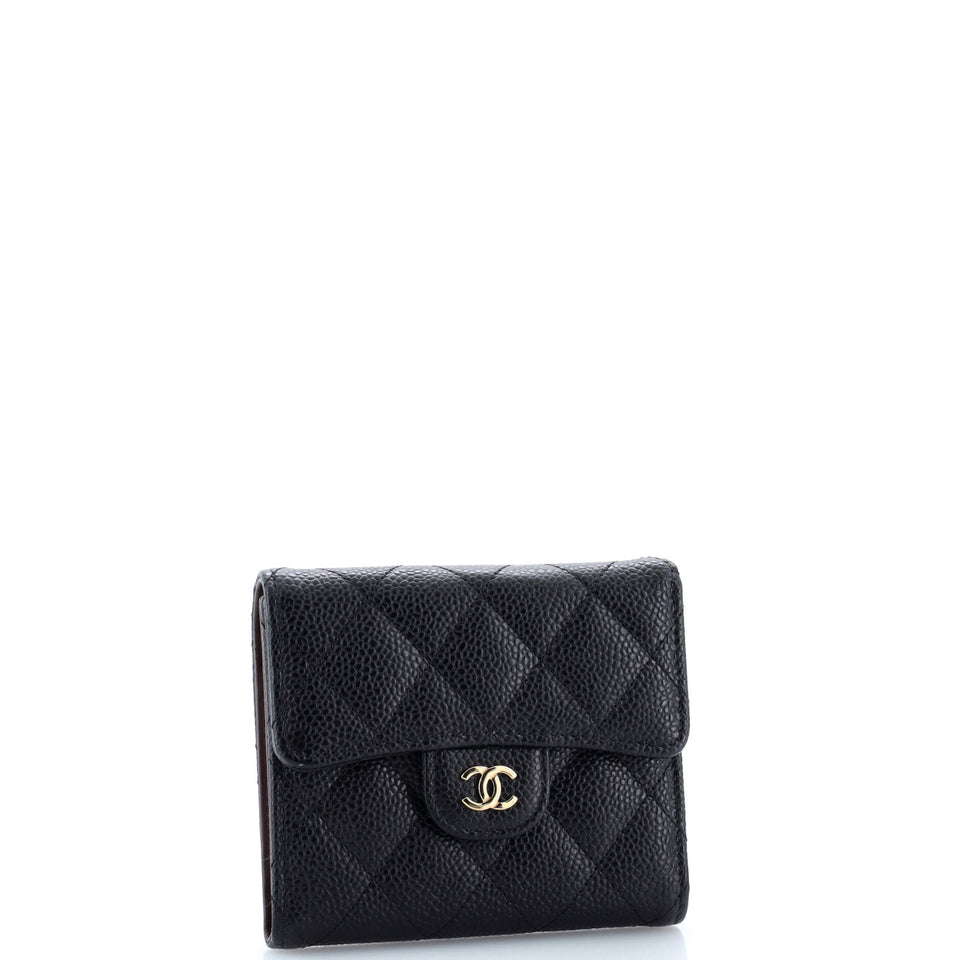 CC Compact Classic Flap Wallet Quilted Caviar