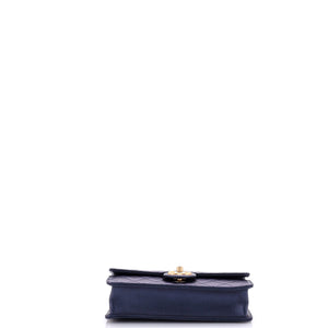 Chic Pearls Flap Bag Quilted Lambskin Small