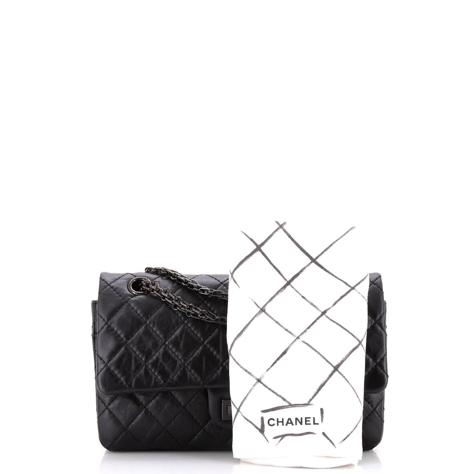 So Black Reissue 2.55 Flap Bag Quilted Aged Calfskin 225