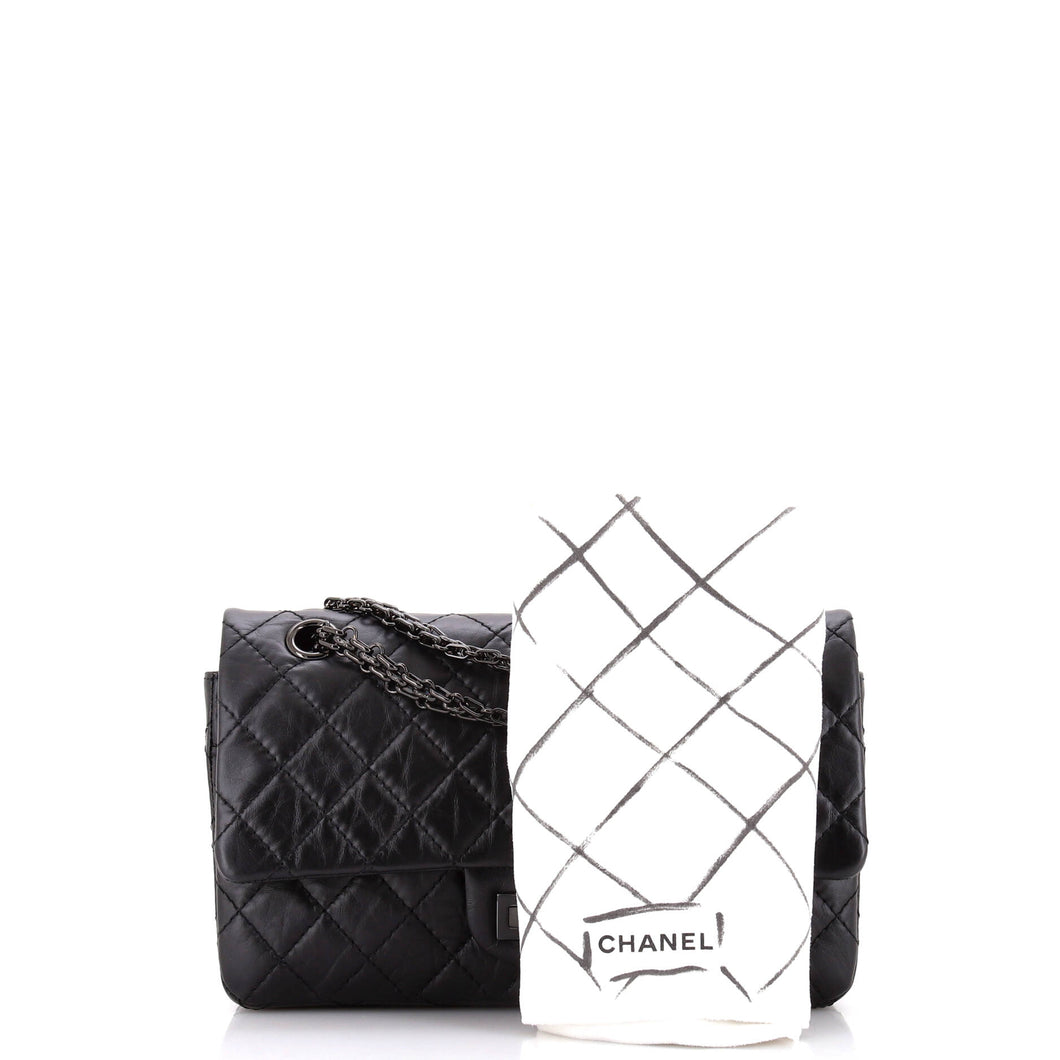 So Black Reissue 2.55 Flap Bag Quilted Aged Calfskin 225