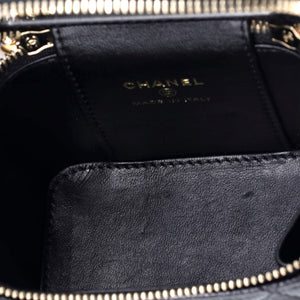 Sweet Heart Vanity Case with Chain Quilted Caviar Mini