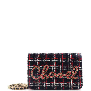 Chain Signe Wallet on Chain Quilted Tweed