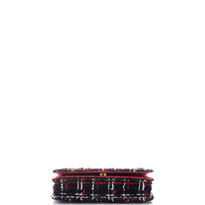 Chain Signe Wallet on Chain Quilted Tweed