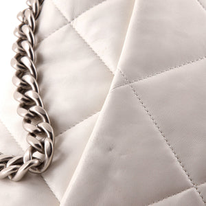 19 Flap Bag Quilted Leather Medium