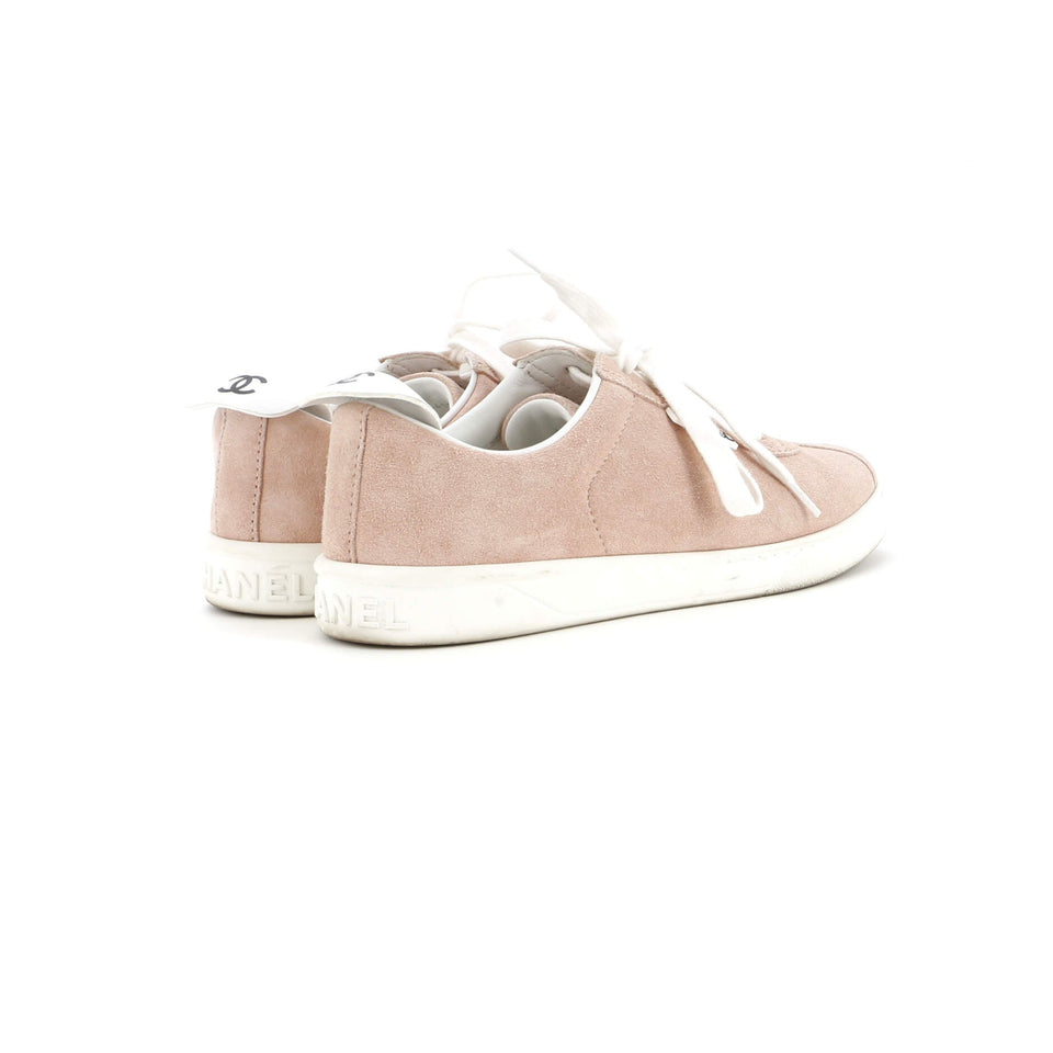 Women's CC Low-Top Flat Runner Sneakers Suede
