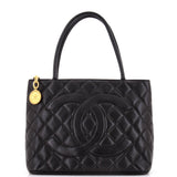Medallion Tote Quilted Caviar