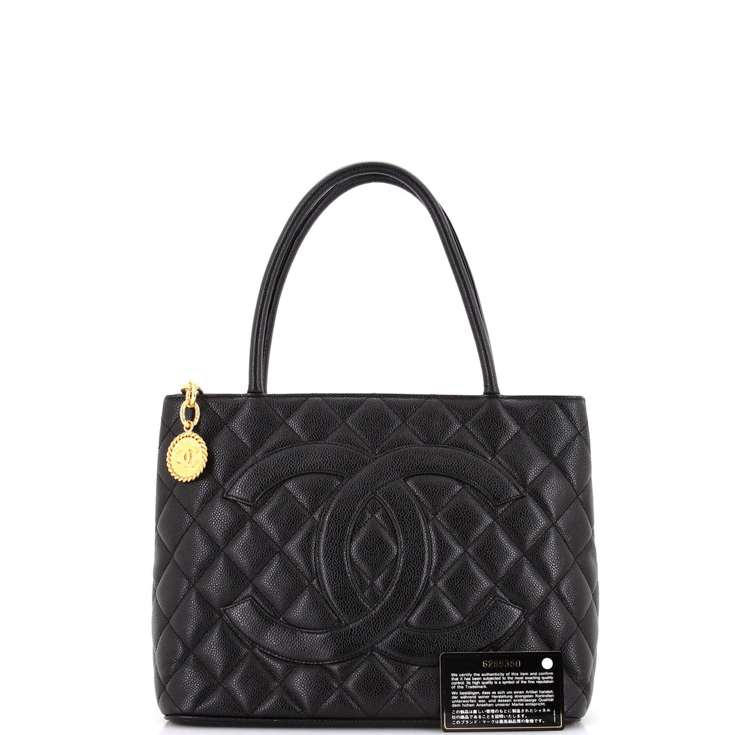 Medallion Tote Quilted Caviar