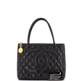 Medallion Tote Quilted Caviar