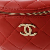 Resin Elegant Chain Belt Bag Quilted Lambskin