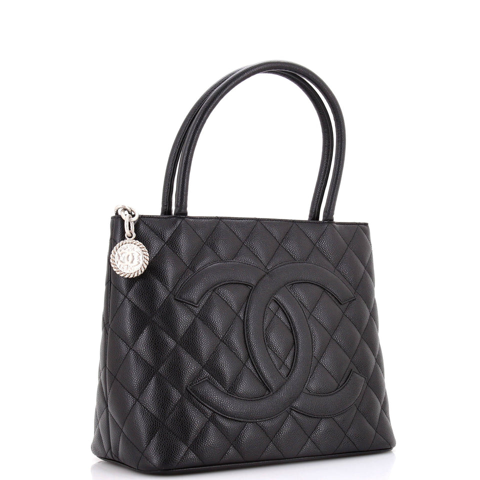 Medallion Tote Quilted Caviar