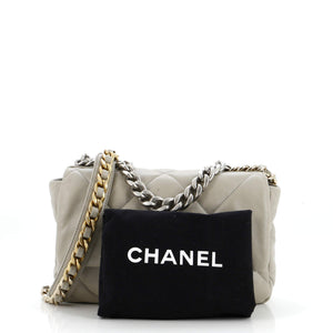 19 Flap Bag Quilted Leather Medium