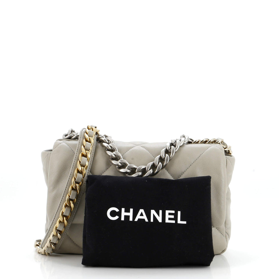 19 Flap Bag Quilted Leather Medium