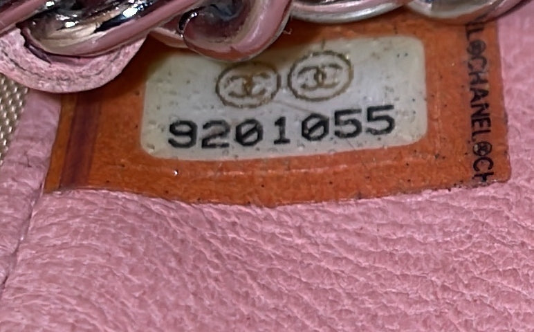 Vintage Timeless Wallet on Chain Caviar