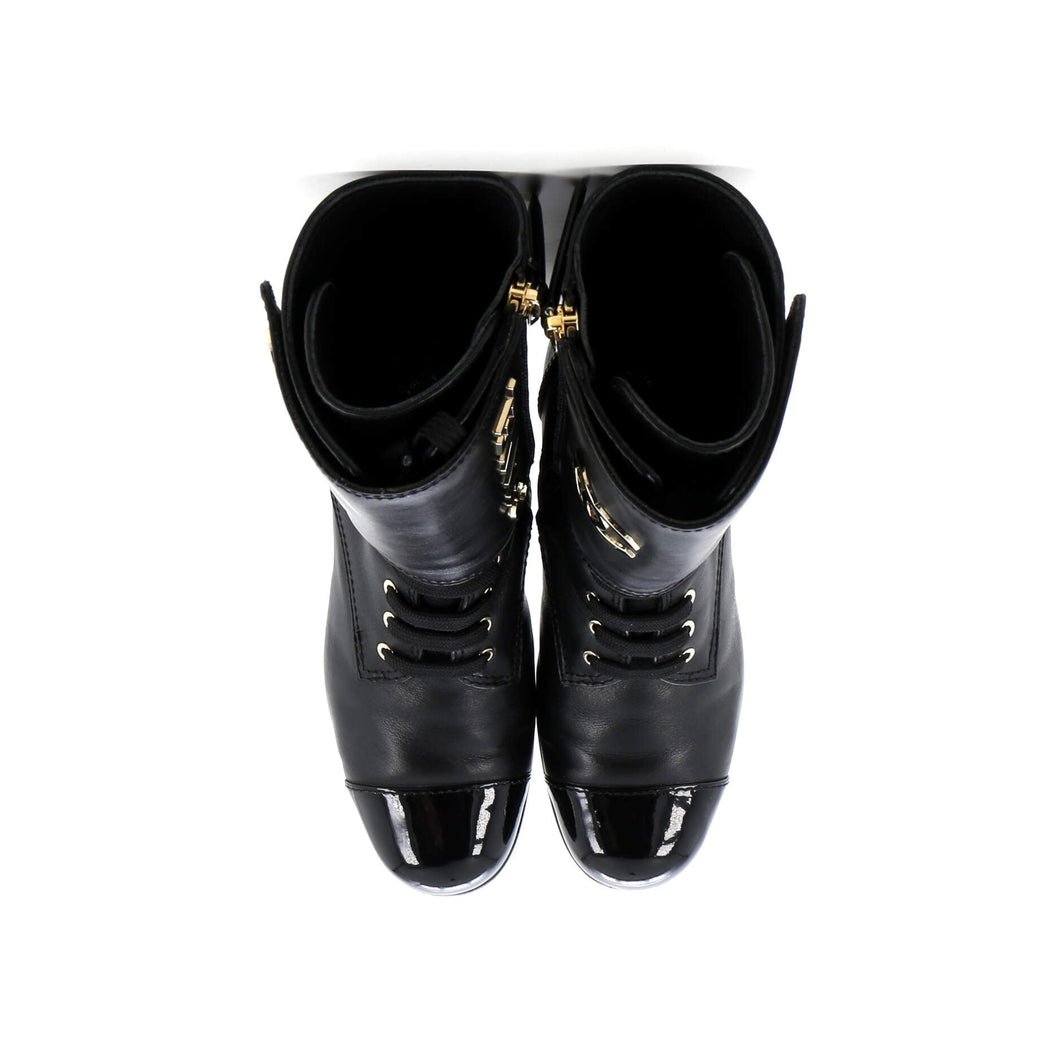 Women's Logo Button Snap Cap Toe Boots Leather with Patent