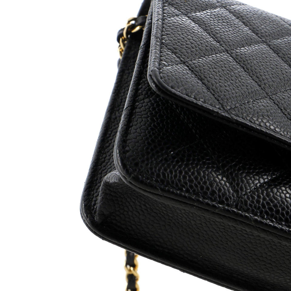 Wallet on Chain Quilted Caviar