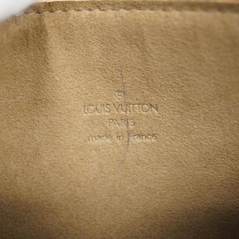 Louis Vuitton Pochette Accessoires  Canvas Clutch Bag