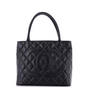 Medallion Tote Quilted Caviar