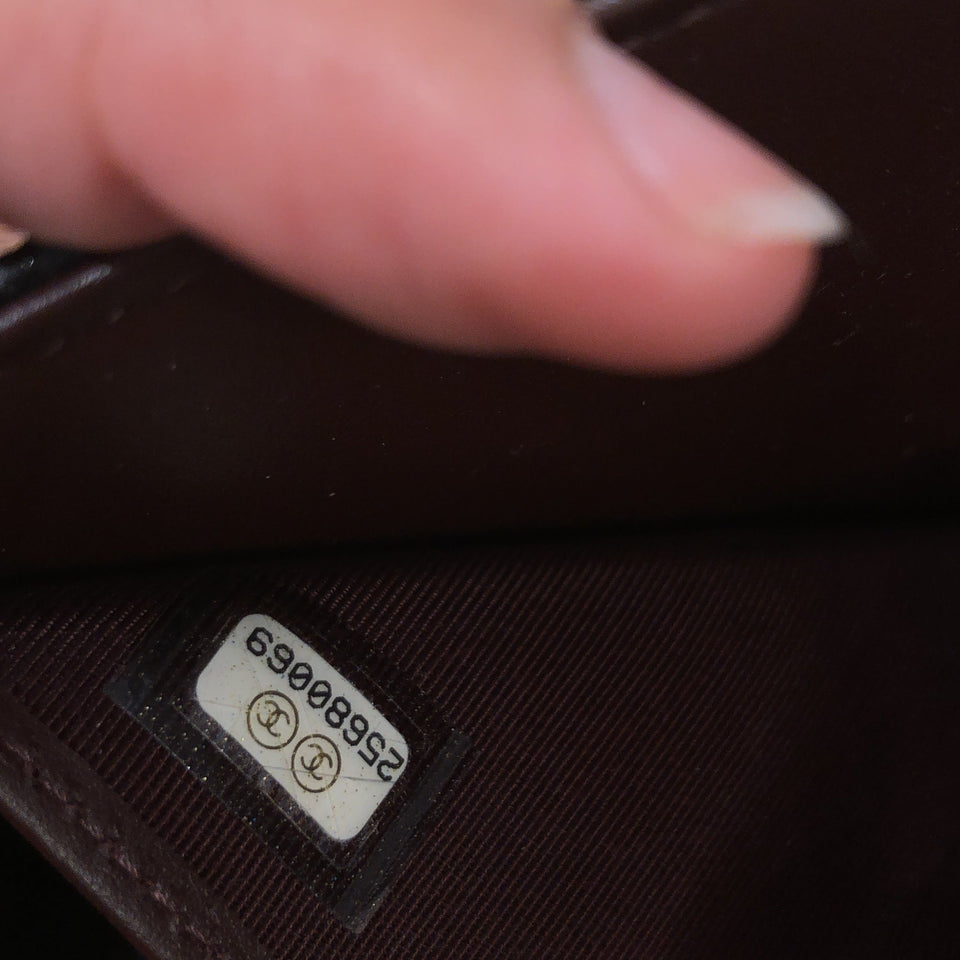 CC Compact Classic Flap Wallet Quilted Caviar
