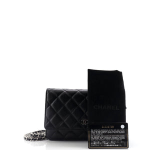 Wallet on Chain Quilted Caviar