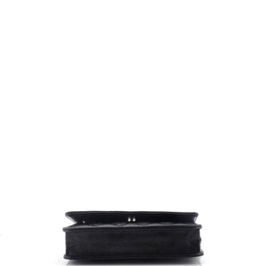 Wallet on Chain Quilted Caviar