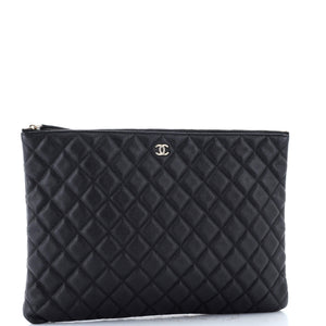 O Case Clutch Quilted Caviar Large