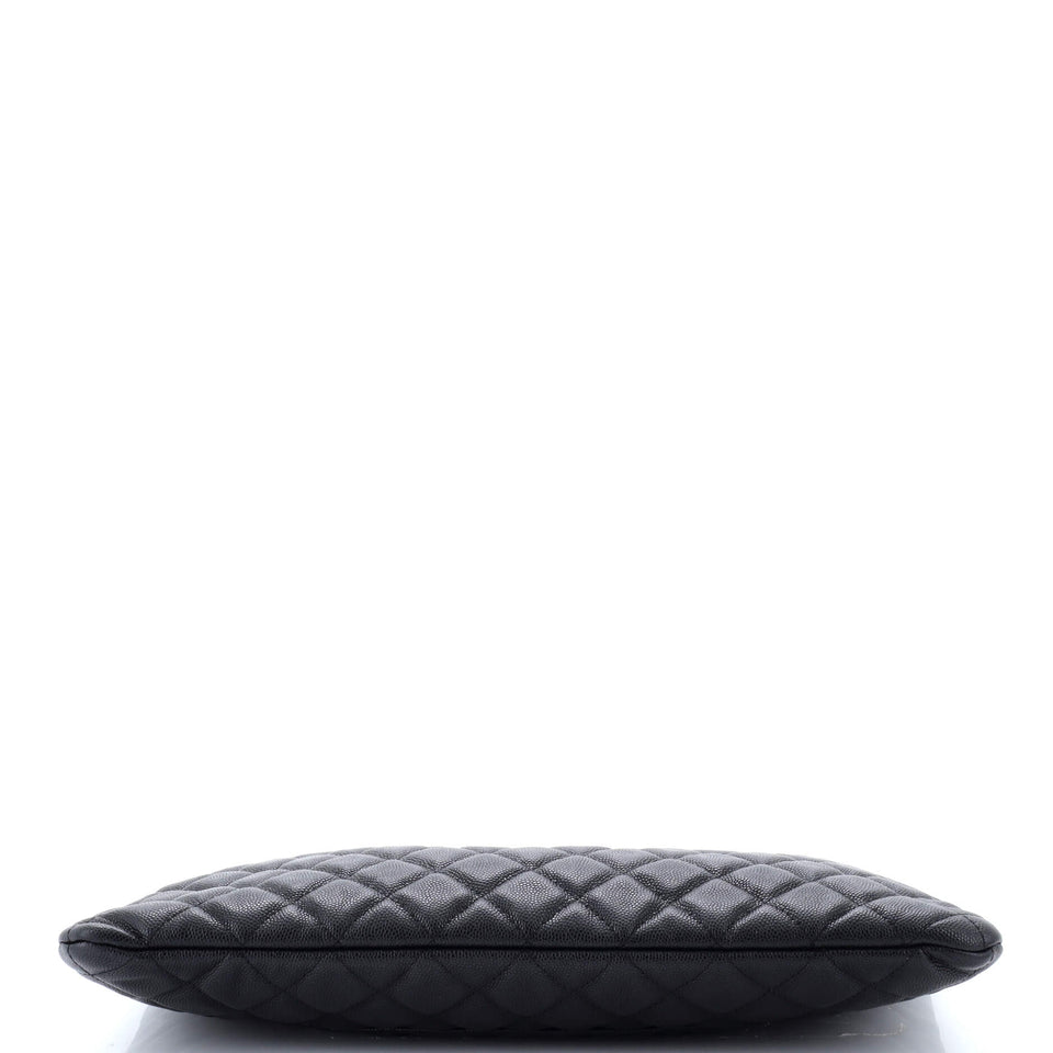 O Case Clutch Quilted Caviar Large