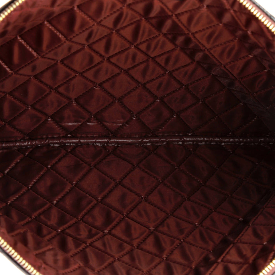 O Case Clutch Quilted Caviar Large