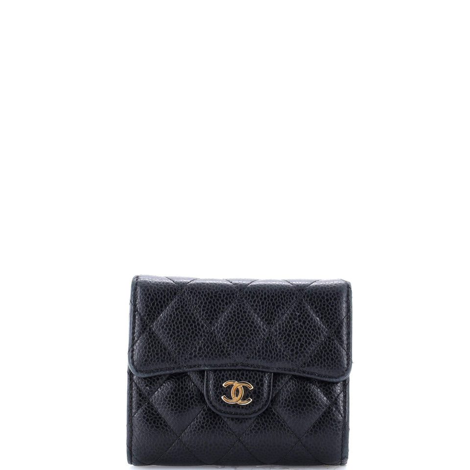 CC Compact Classic Flap Wallet Quilted Caviar