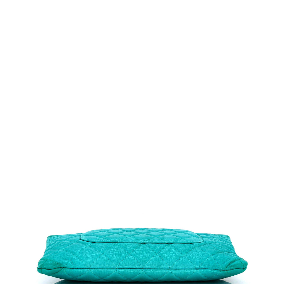 O Case Clutch Quilted Caviar Medium