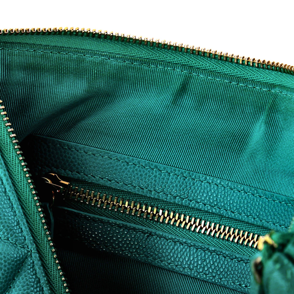 O Case Clutch Quilted Caviar Medium
