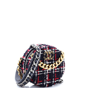 19 Round Clutch with Chain Quilted Tweed