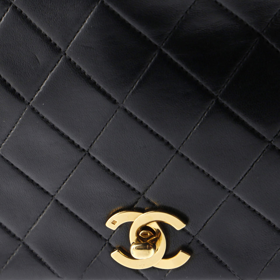 Vintage Full Flap Bag Quilted Lambskin Medium