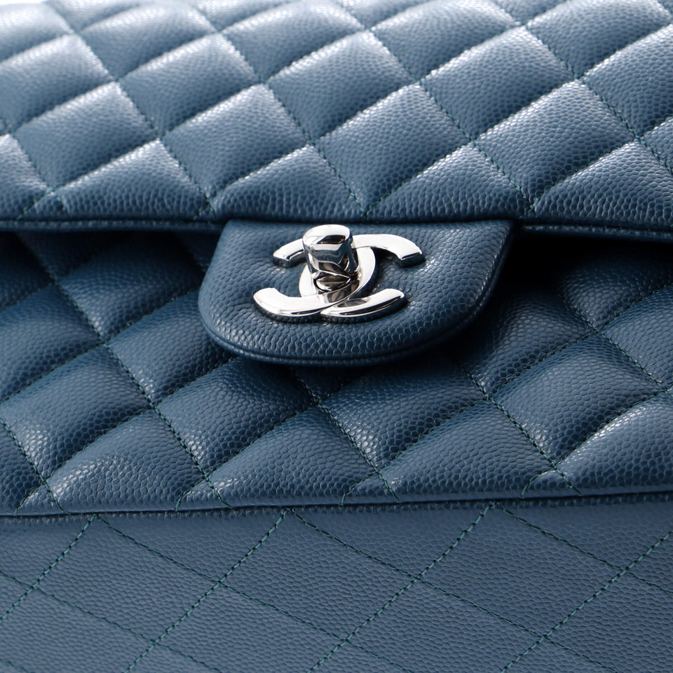 Classic Double Flap Bag Quilted Caviar Medium
