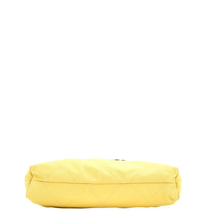 22 Chain Hobo Quilted Caviar Medium