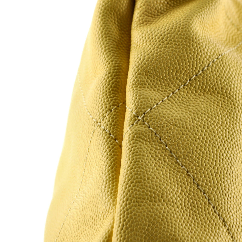22 Chain Hobo Quilted Caviar Medium