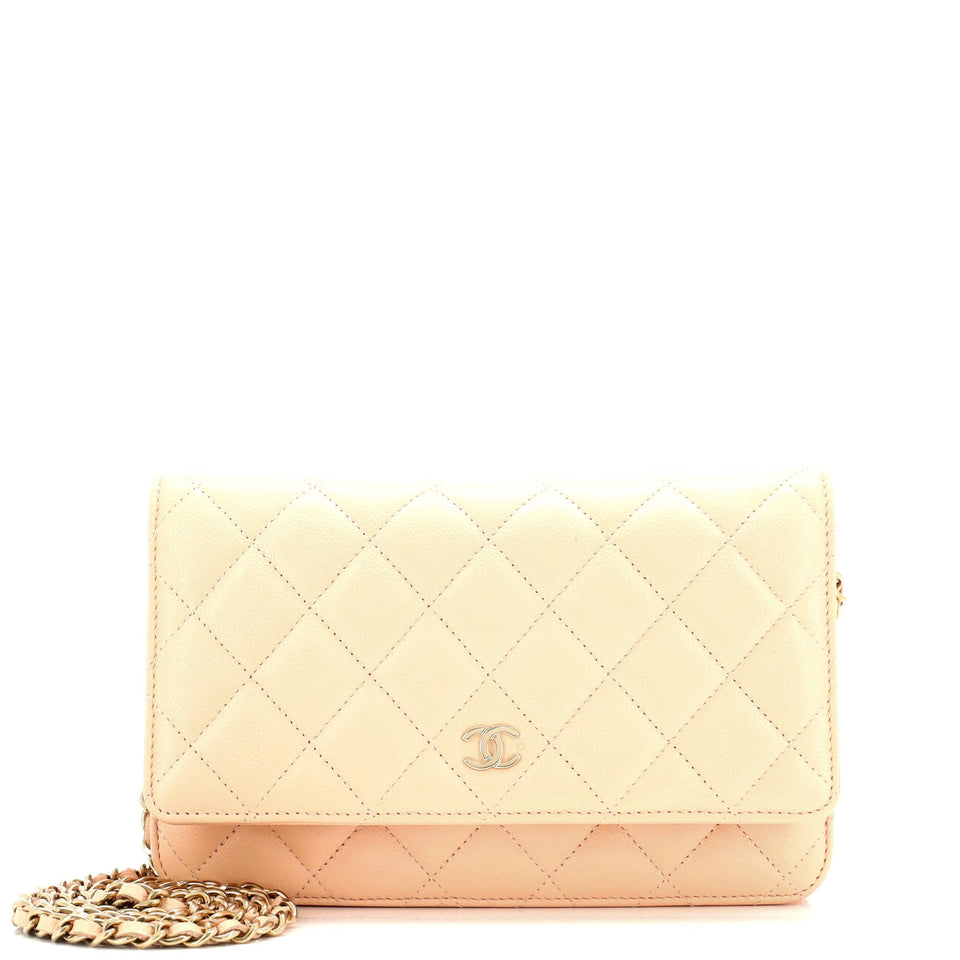 Wallet on Chain Quilted Caviar