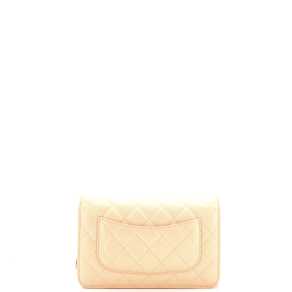 Wallet on Chain Quilted Caviar