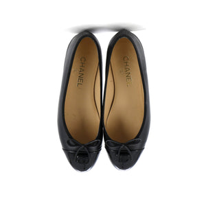 Women's CC Cap Toe Bow Ballerina Flats Leather and Patent
